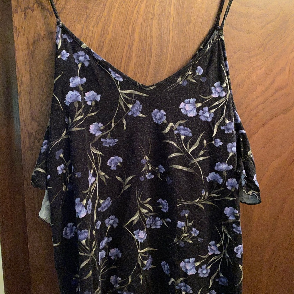 American eagle off the shoulder top